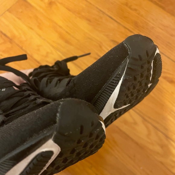 Nike Zoom Pegasus 37 Women’s 7.5 Black/White Sneakers - Picture 6 of 7